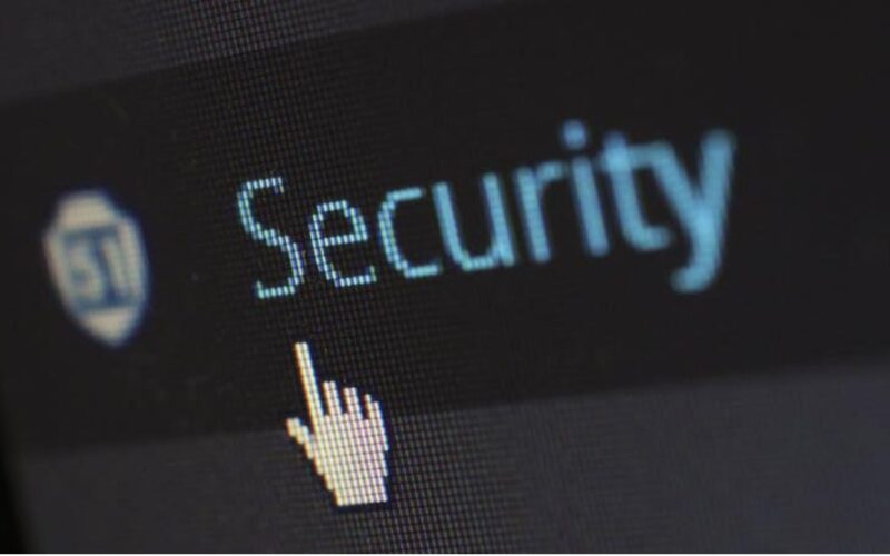 Unlock 5 Ways to Stay Safe Online in 2025